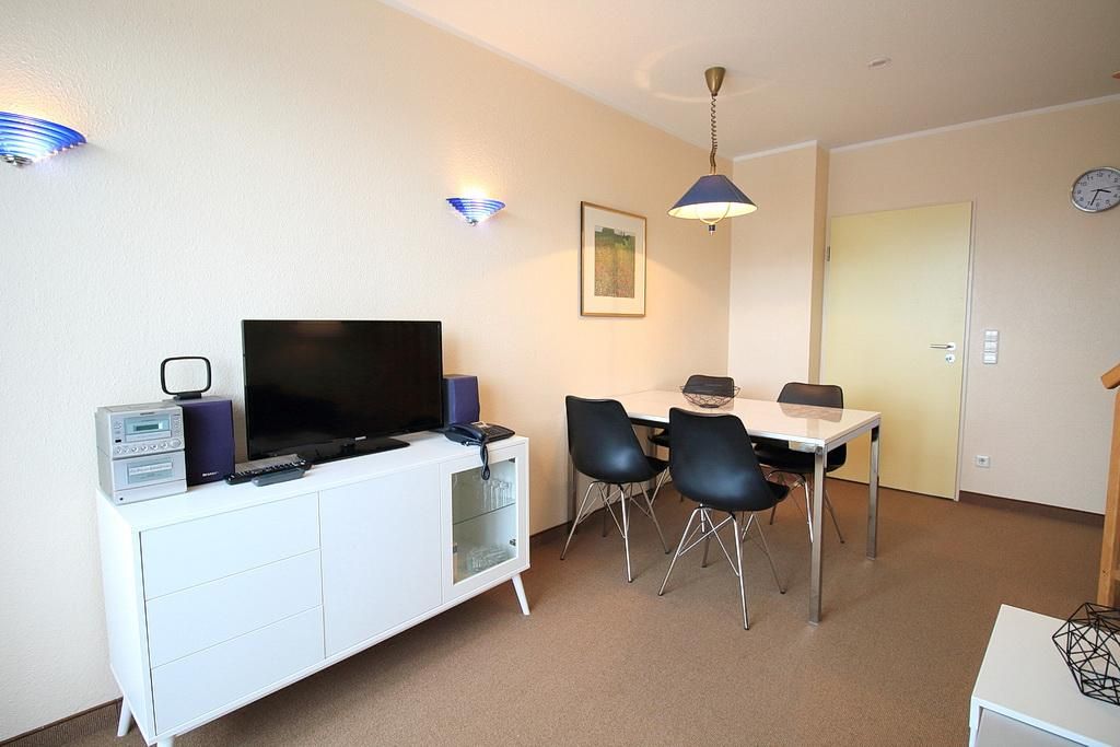 Wohnbereich mit Esstisch